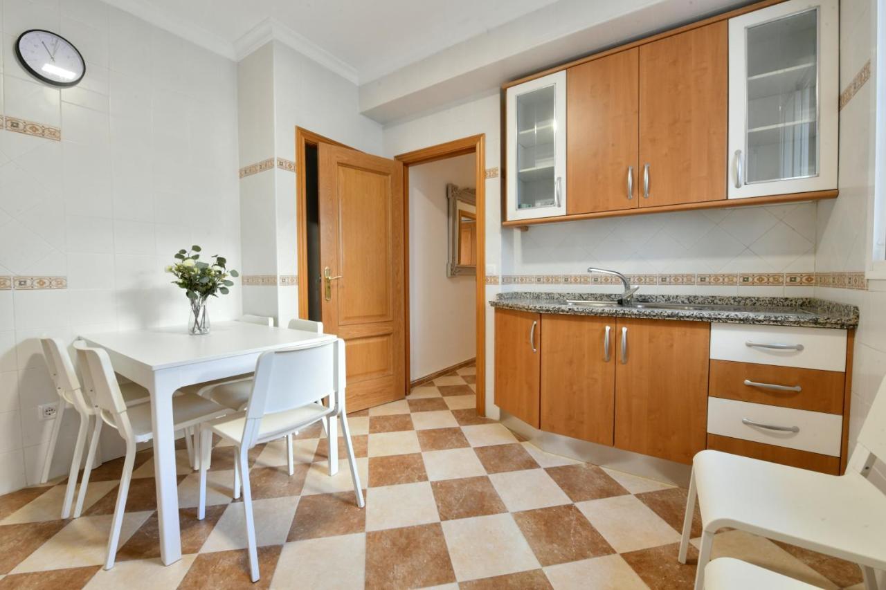 MS4 apartamentos Nervión para 6 personas Sevilla Exterior foto